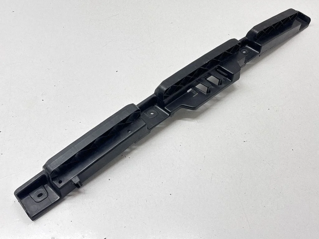 Rear bumper mounting bracket 561807863A