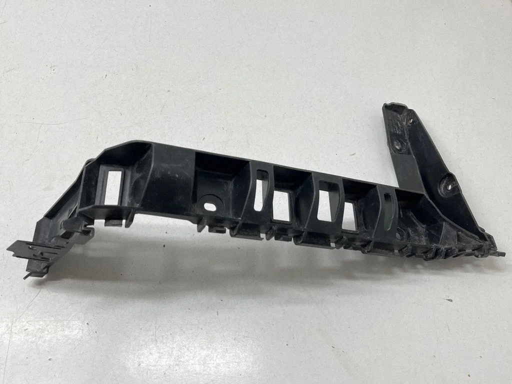 Rear bumper mounting bracket 7E0807393A