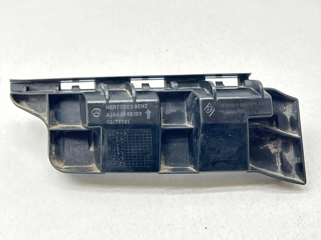 Rear bumper mounting bracket A2048800103