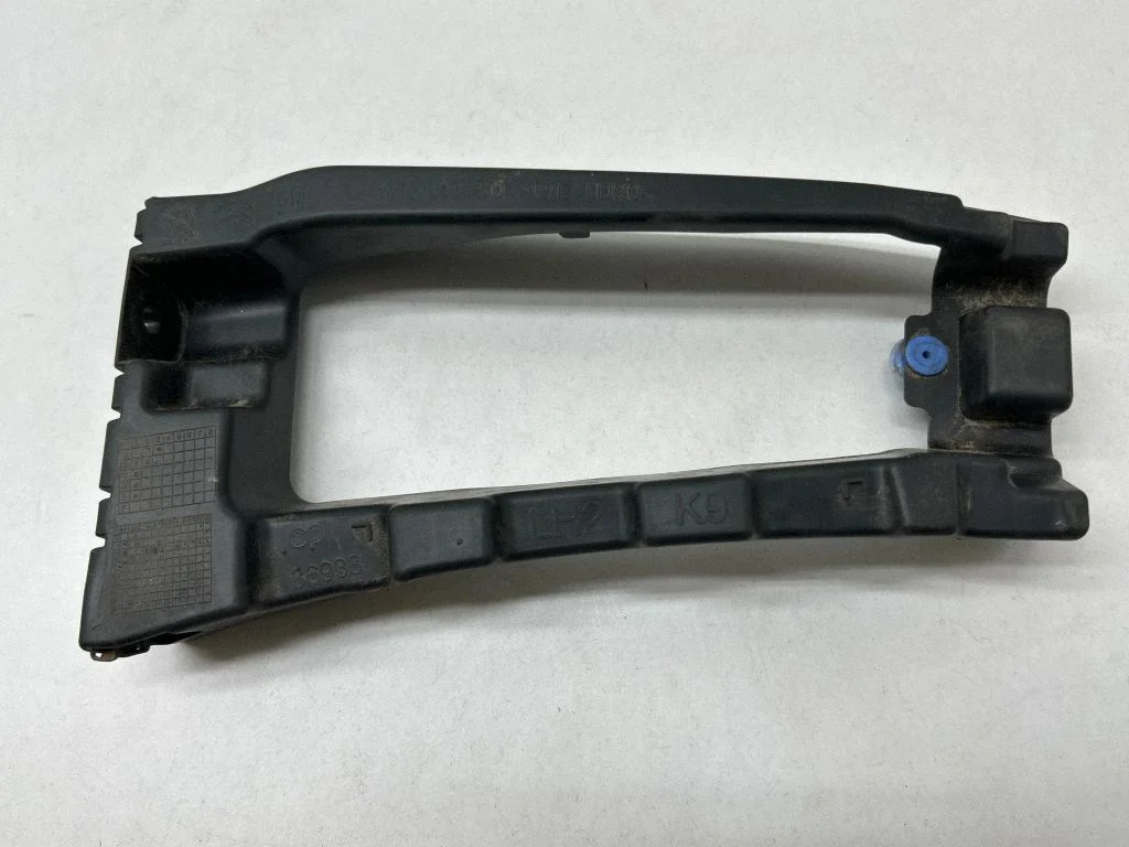 Rear bumper mounting bracket 9816808780