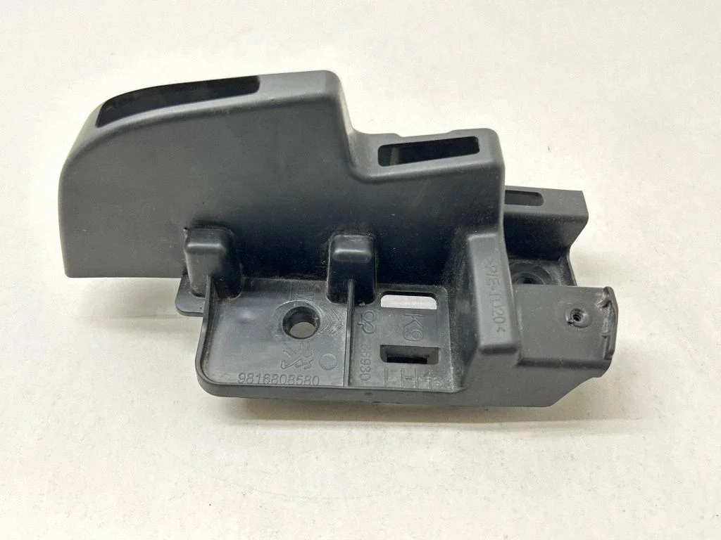 Rear bumper mounting bracket 9816808580