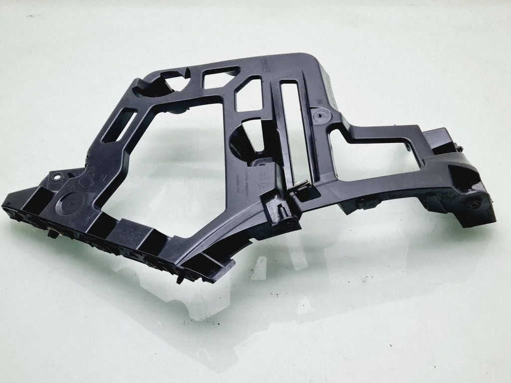 Rear bumper mounting bracket 9686699680