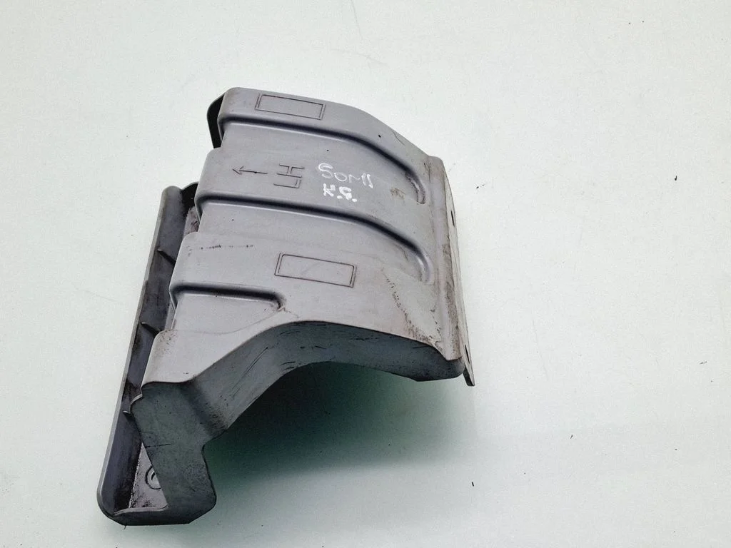 Rear bumper mounting bracket 866712P000
