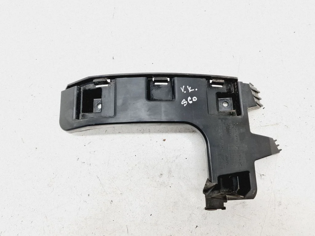 Rear bumper mounting bracket – Volvo S60 (2011-2013)