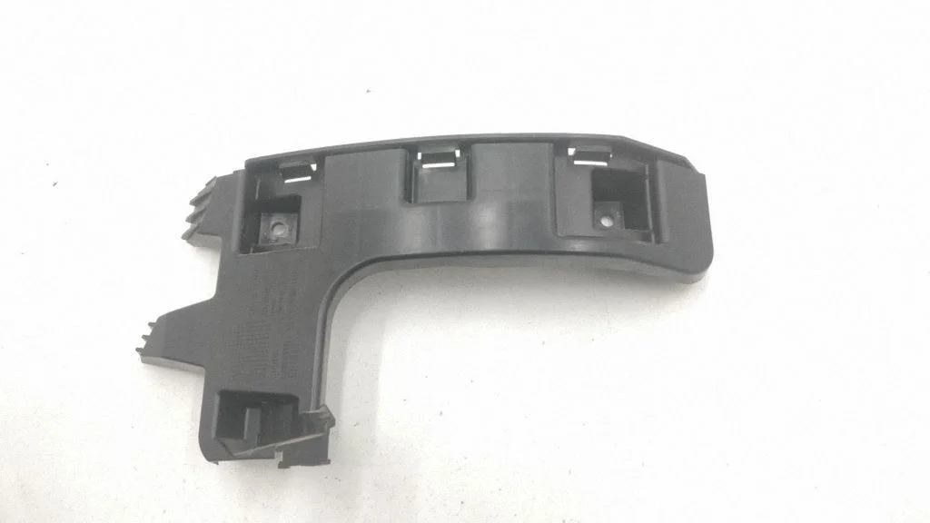 Rear bumper mounting bracket 30795055