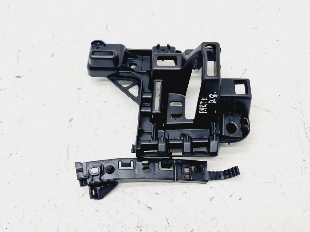 Rear bumper mounting bracket 9680603680