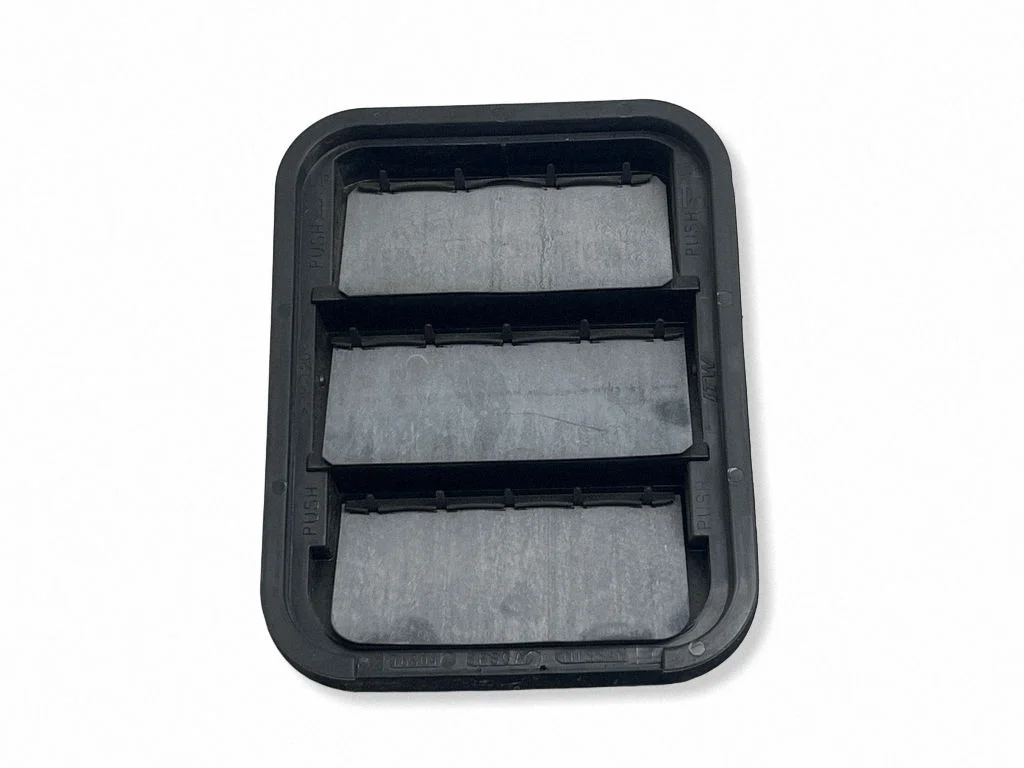 Ventilatsioonirest – Nissan Rogue (2020-)