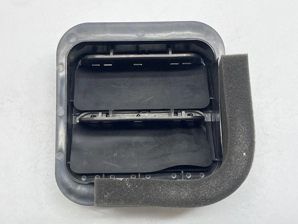 Ventilatsioonirest 72653AE010