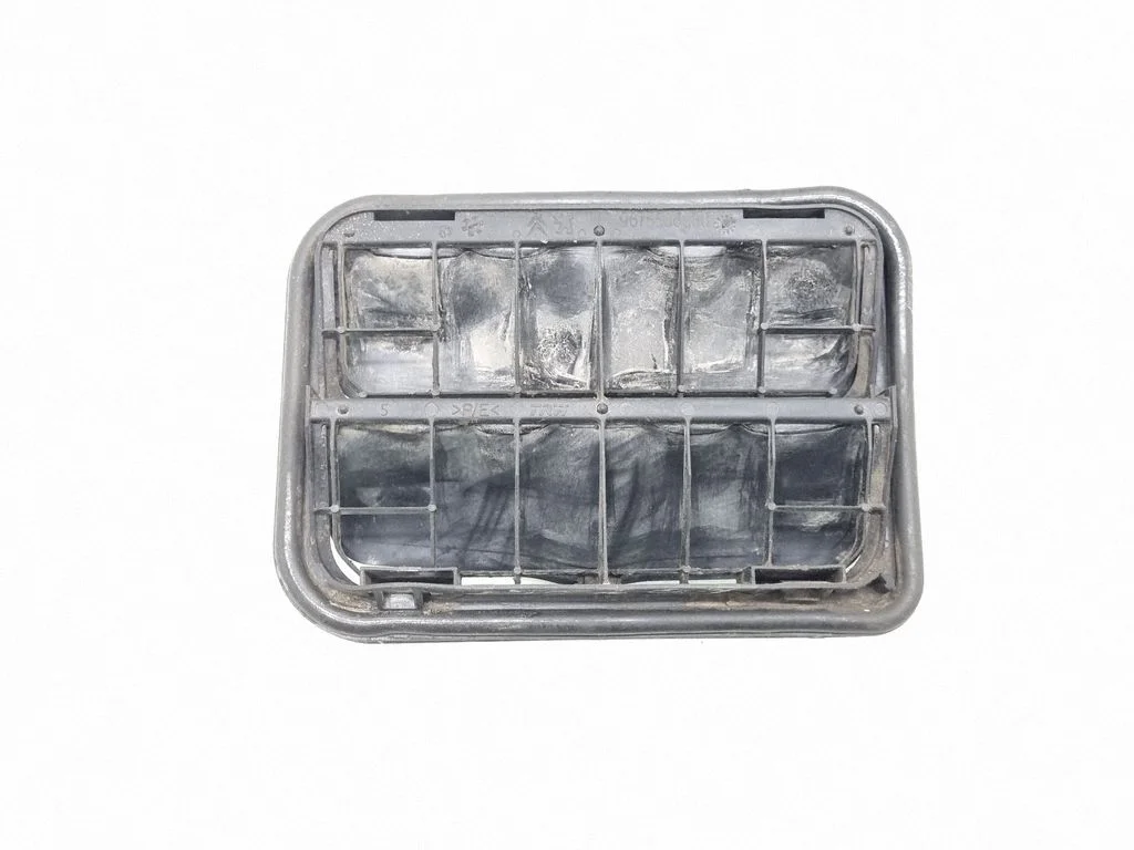 Ventilatsioonirest 9675506980