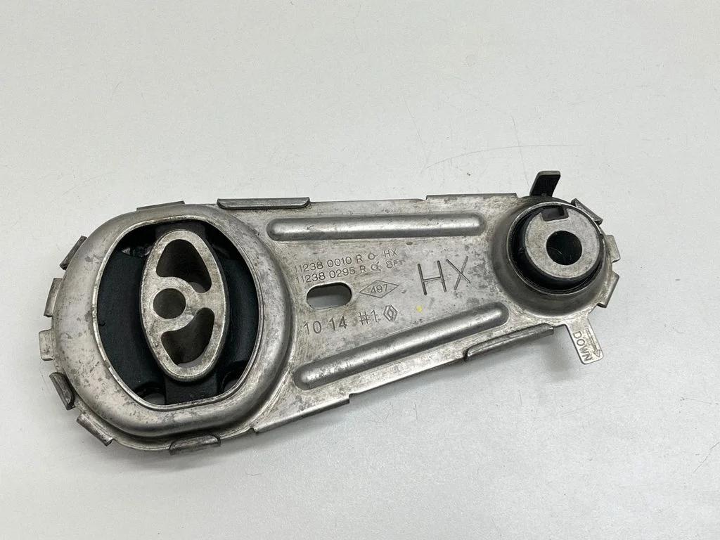 Gearbox mount 112380295R