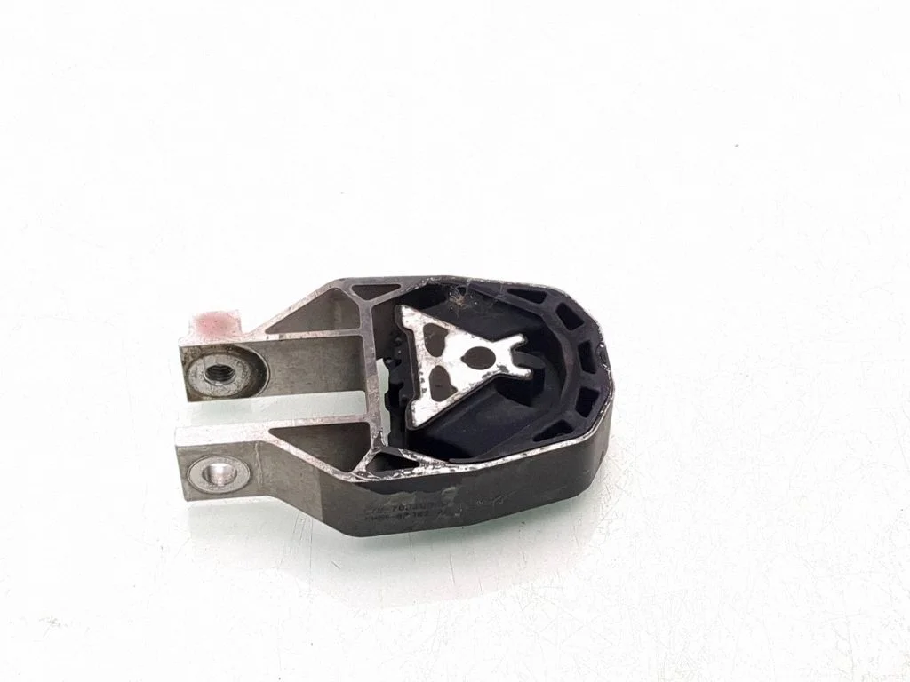 Gearbox mount AV616P082AC