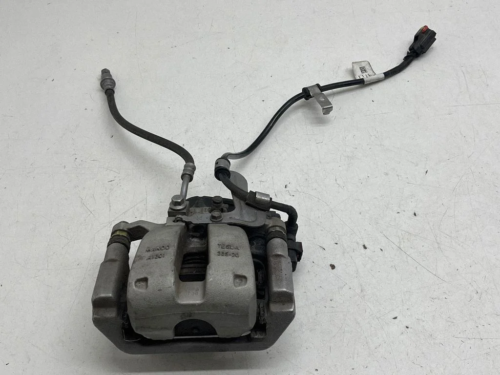 Rear brake caliper 104462400H