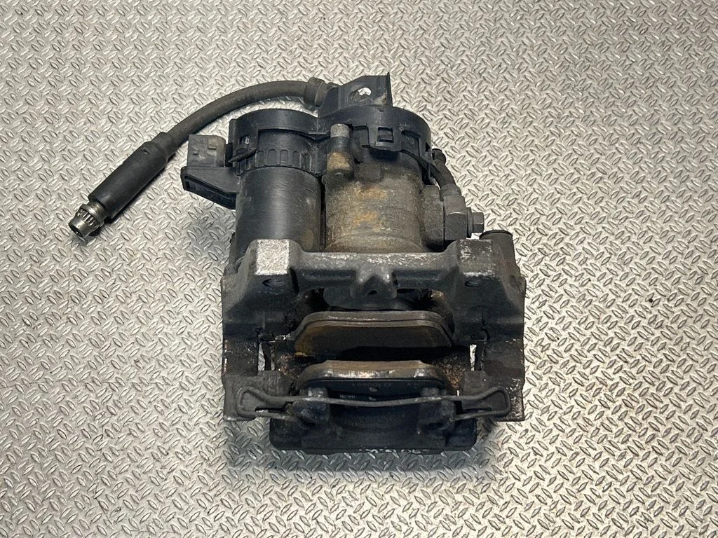 Rear brake caliper – Volvo S90, V90 (2016-)