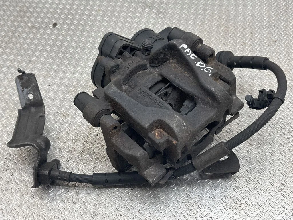 Rear brake caliper 68318172AB