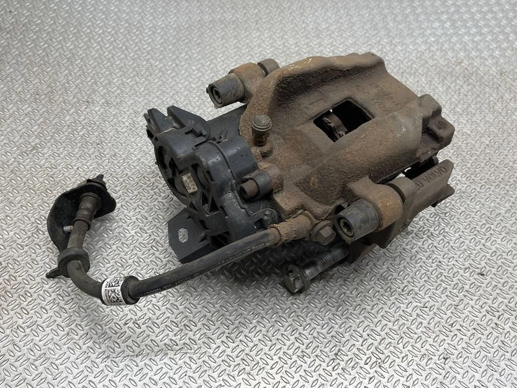 Rear brake caliper 31445757