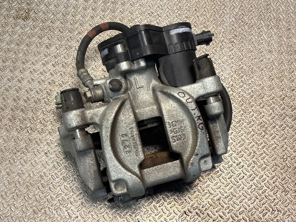 Aizmugurējais bremžu suports – Subaru Outback (BT) (2019-)