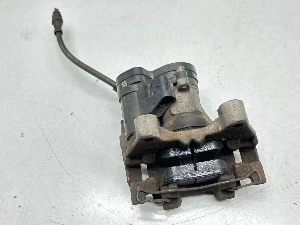 Rear brake caliper – Volkswagen Passat B7 USA (2012-2019)