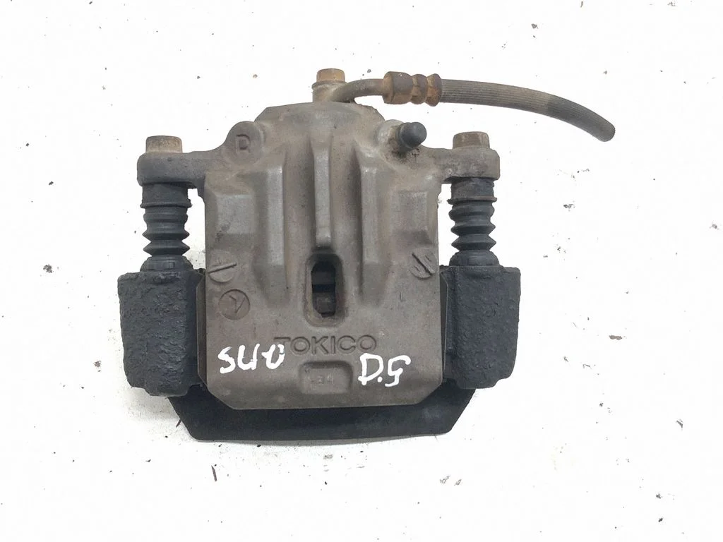 Rear brake caliper – rear right