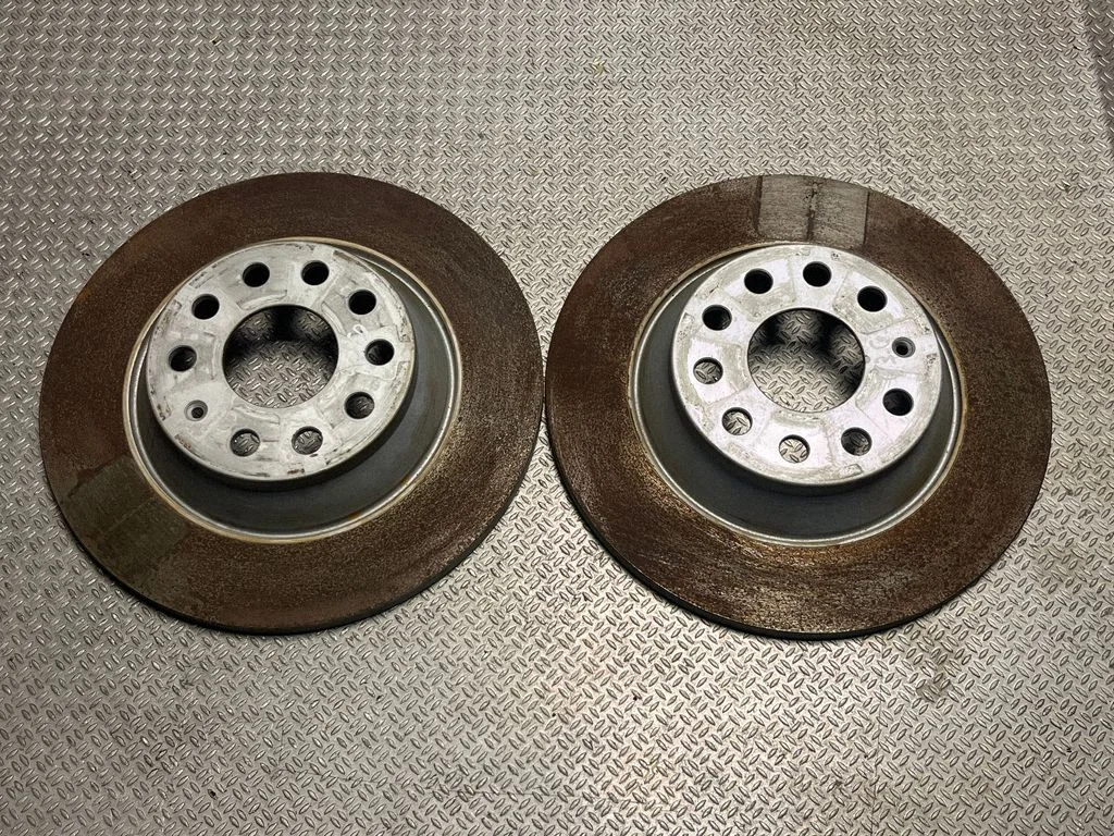 Aizmugurējais bremžu disks – aizmugurējā
