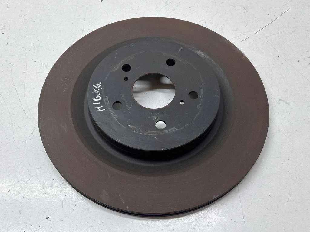 Aizmugurējais bremžu disks – aizmugurējā kreisā