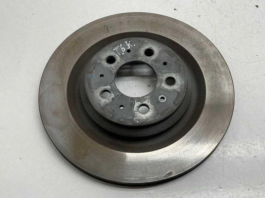 Rear brake disc – rear left