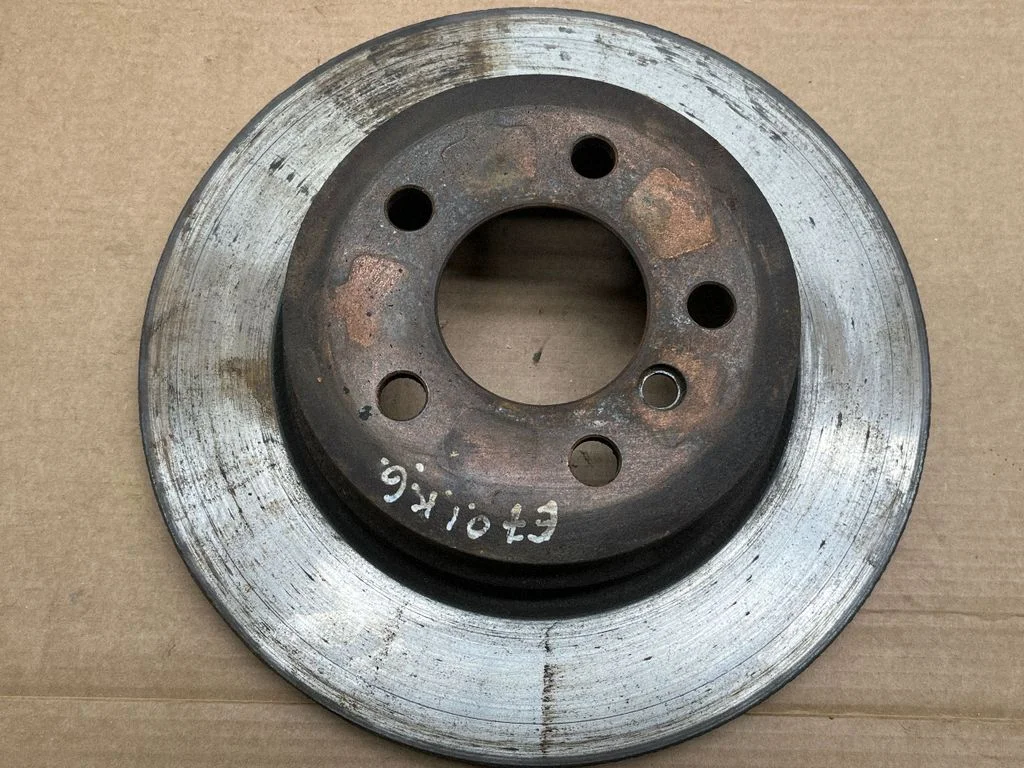 Rear brake disc – rear left
