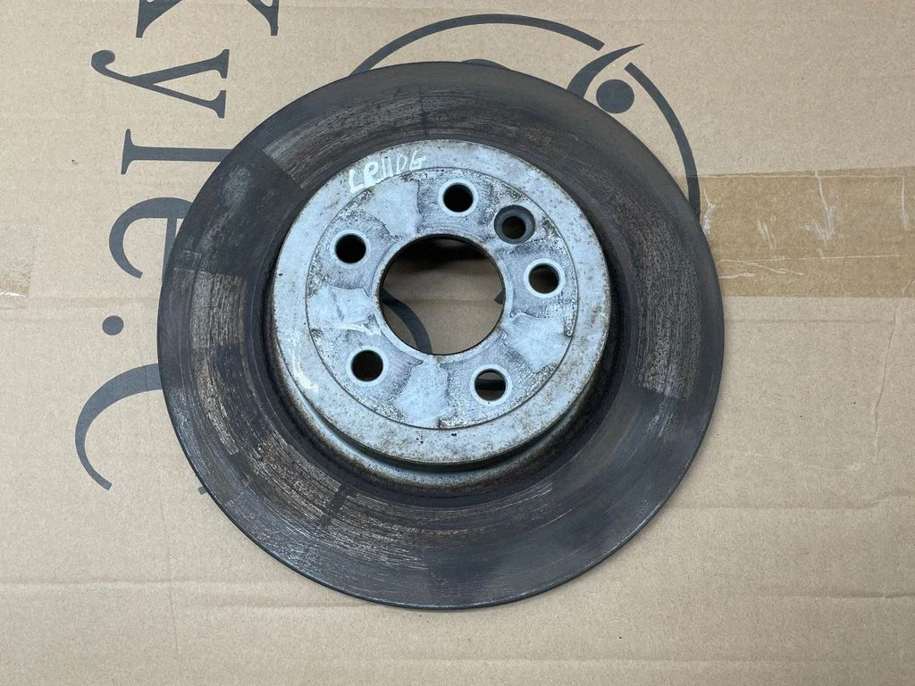 Rear brake disc – rear right