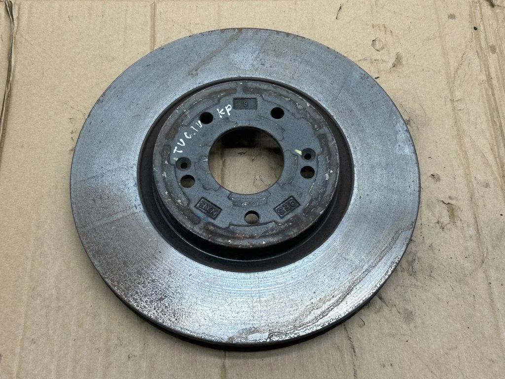 Priekšējais bremžu disks – priekšējā kreisā