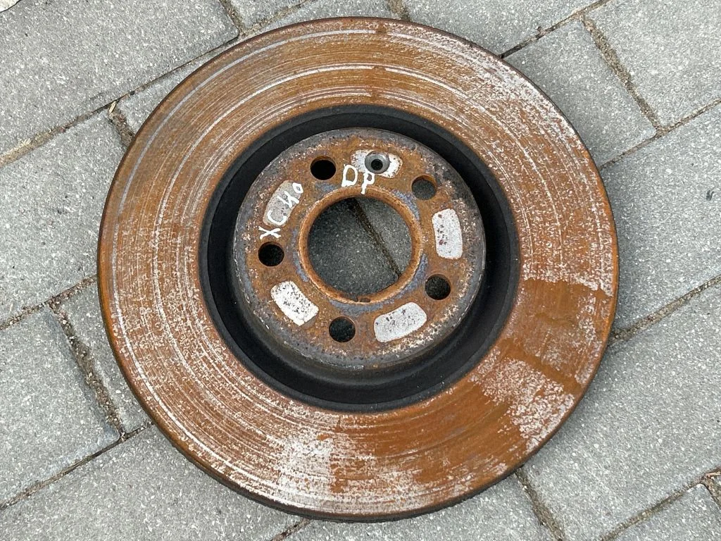 Esimene piduriketas 32233185