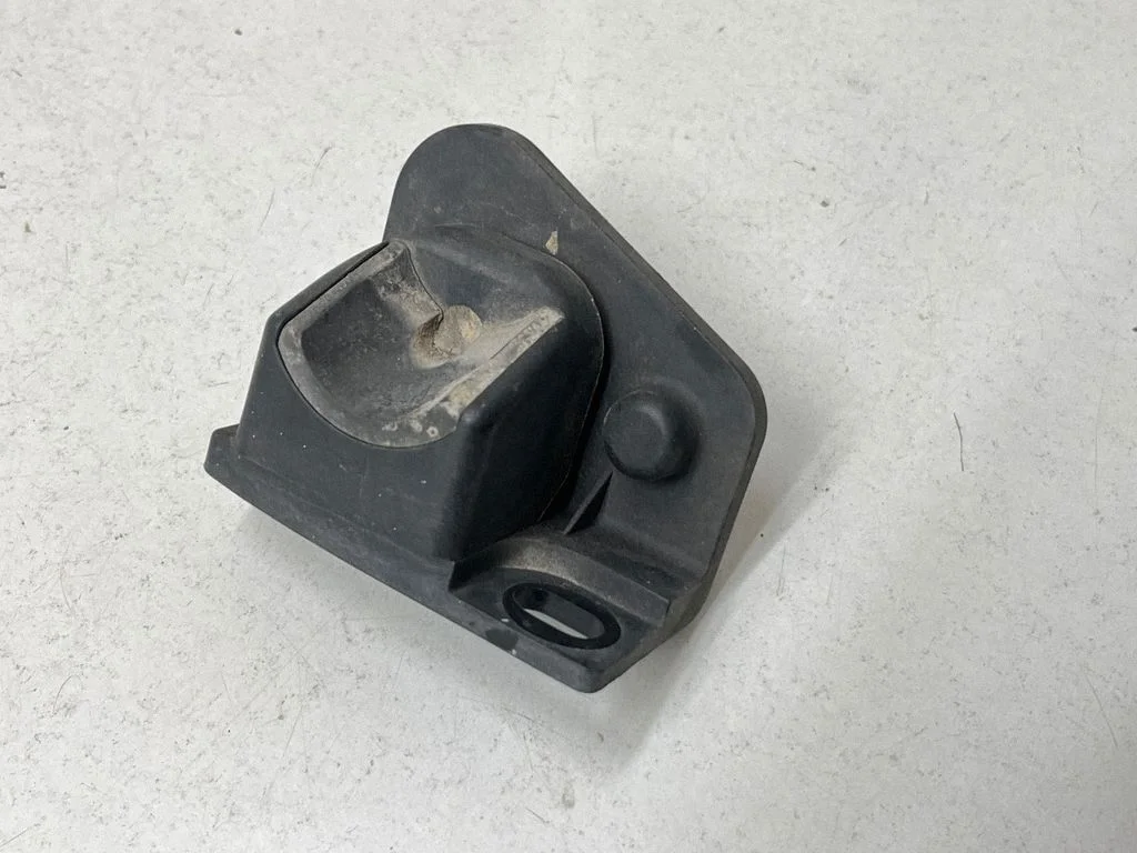 Tailgate/trunk/boot lid buffer 7164861