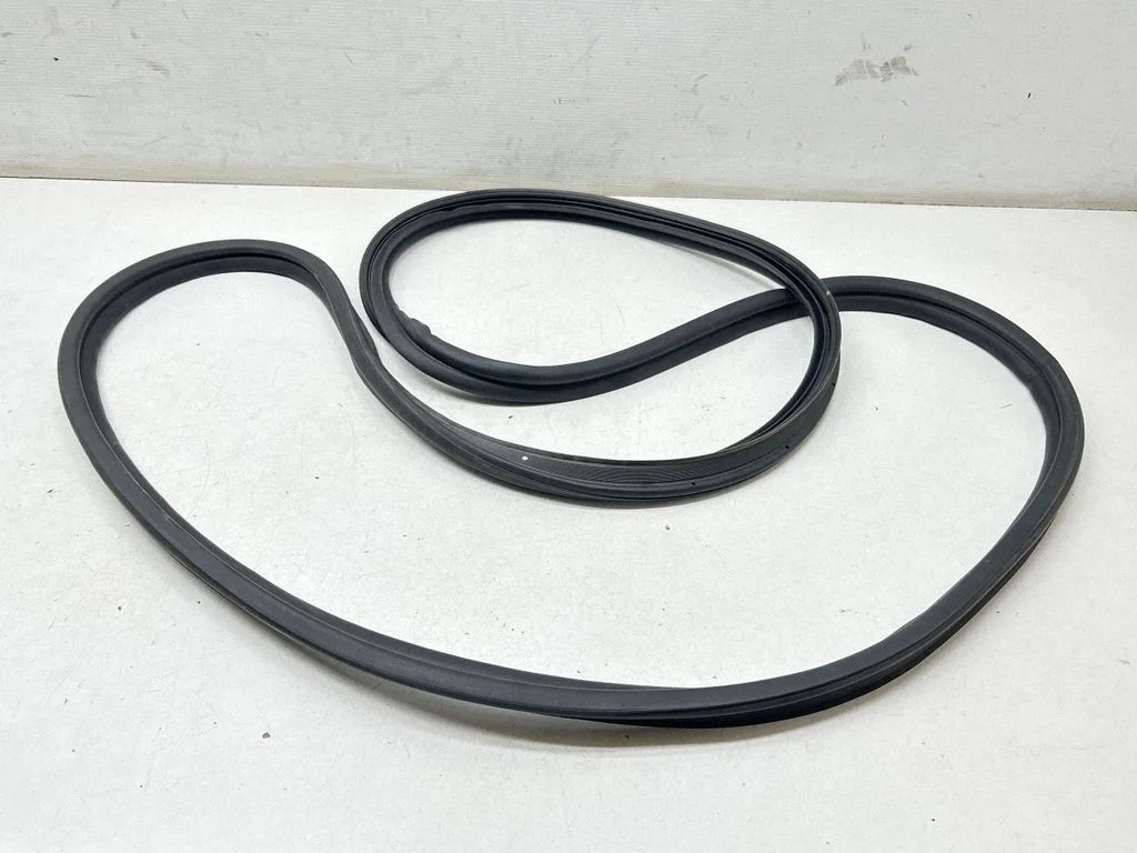 Laadimisukse tihend (kere pool) – KIA EV6 (2021-)