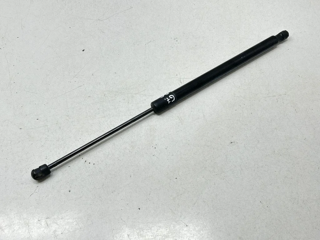 Aizmugurējā vāka amortizators 5G9827550