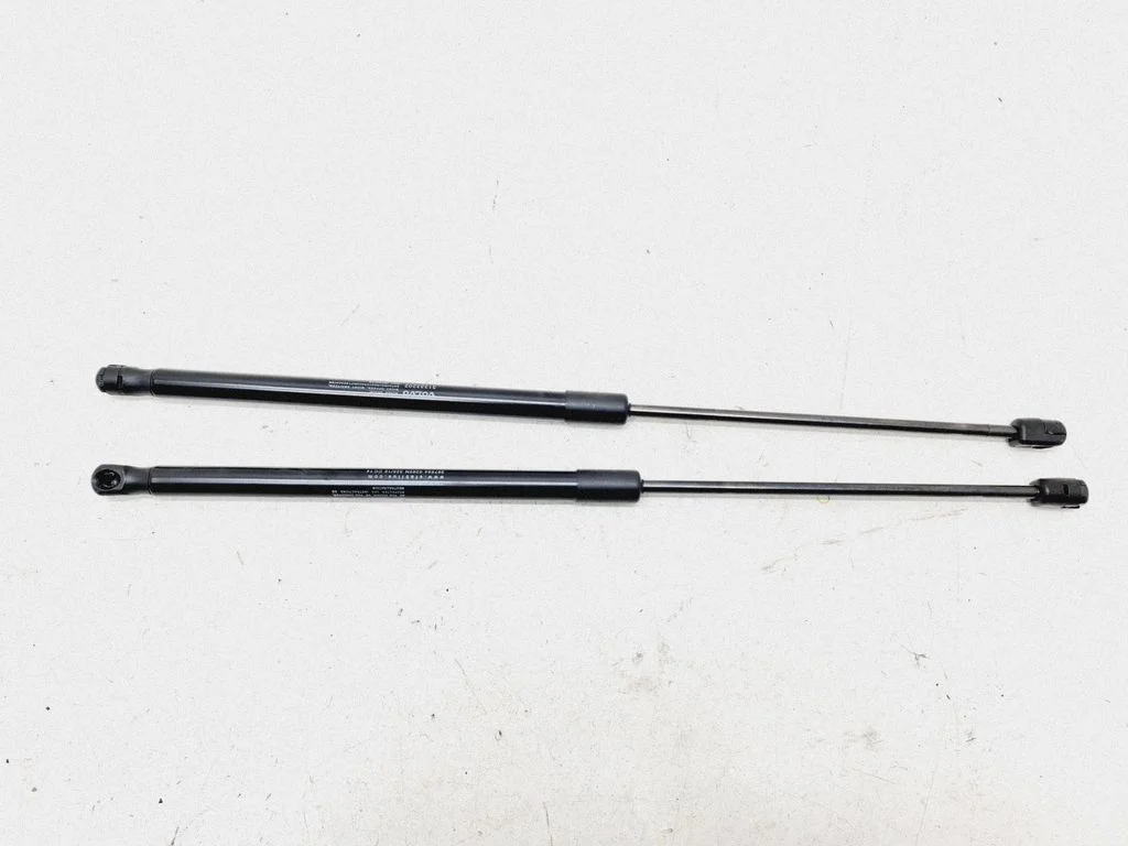Aizmugurējā vāka amortizators – Volvo S60 (2011-2013)