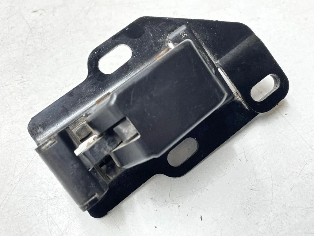 Tailgate/trunk/boot lock/catch/latch 96080J01