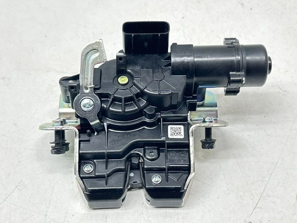 Tailgate/trunk/boot lock/catch/latch – rear