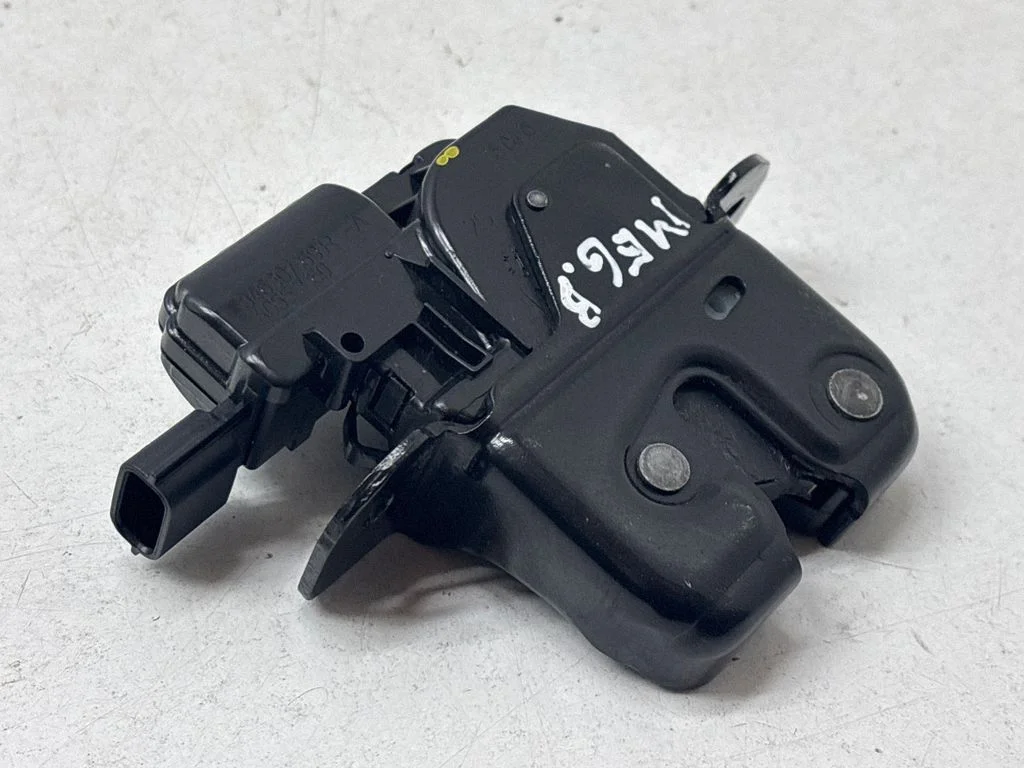 Tailgate/trunk/boot lock/catch/latch 40557160