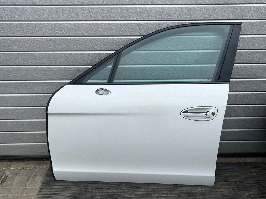Front door – Porsche Panamera (970) (2009-2017)