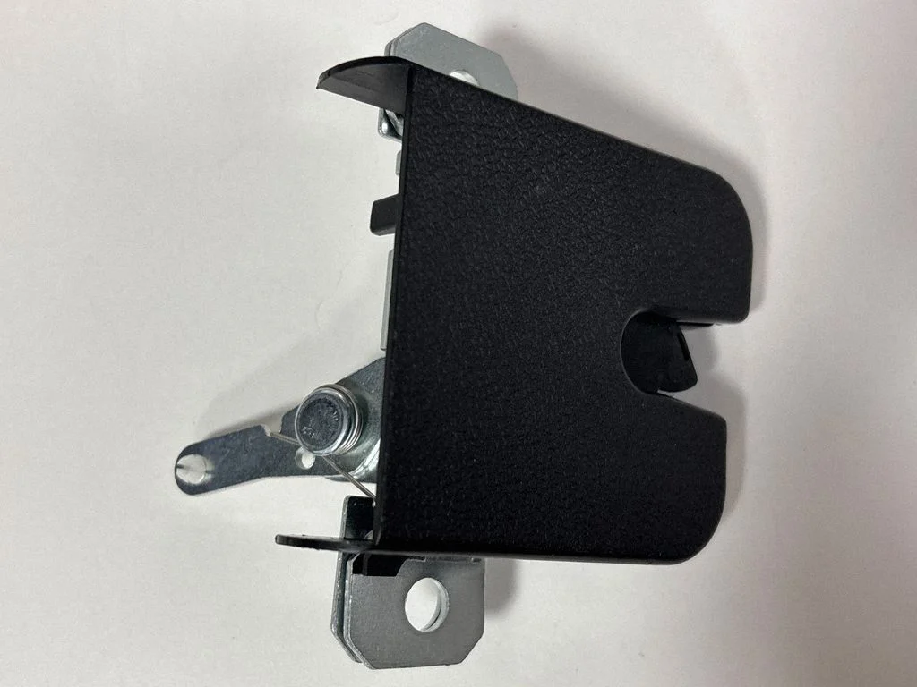 Tailgate/trunk/boot lock/catch/latch – Volkswagen Golf IV (1998-2005)