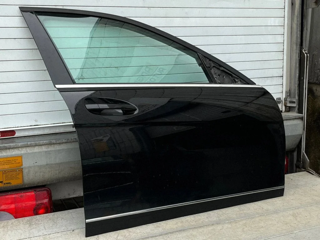 Front door 20447220210