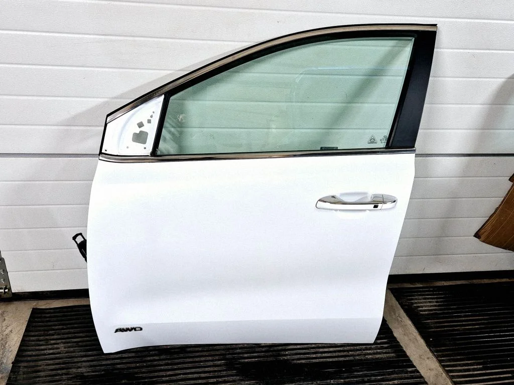 Drzwi przednie 76003F1000