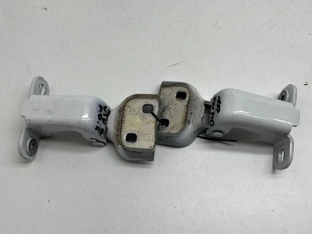 Esiukse hingede komplekt 804005400R
