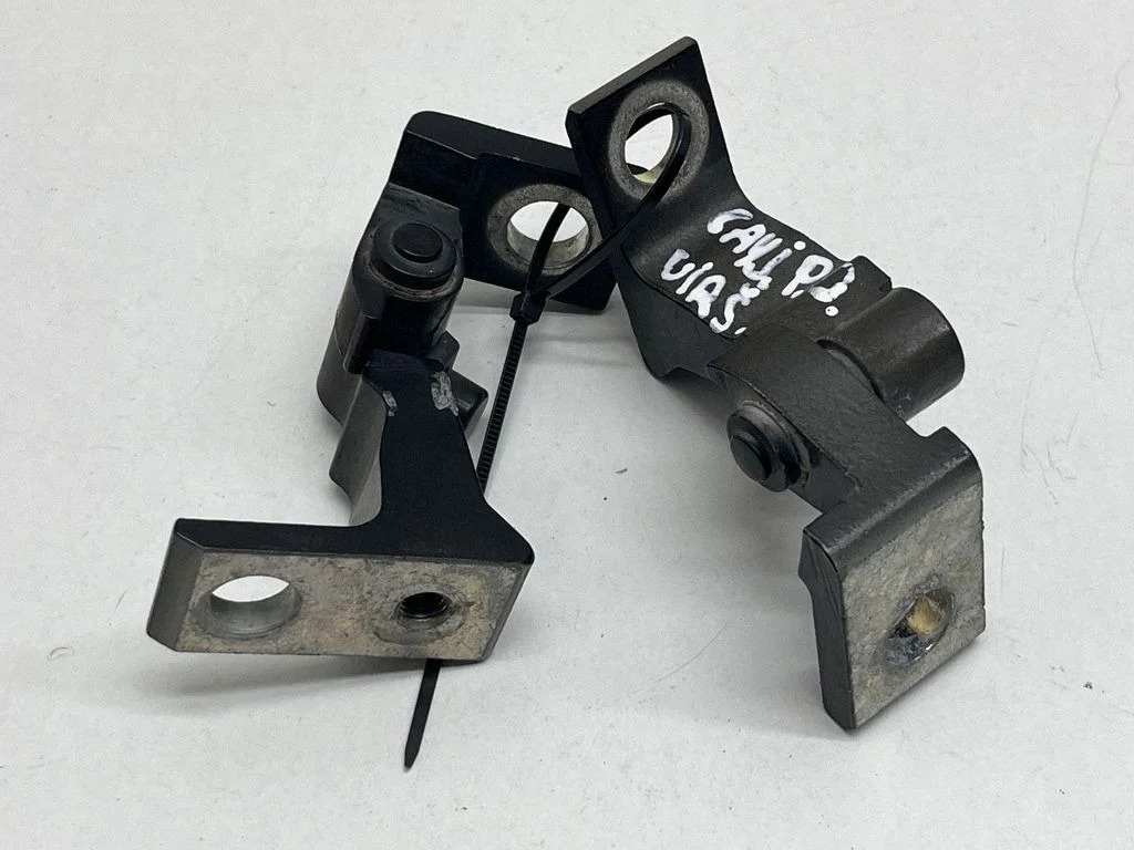 Front door hinges set 8K0831402A