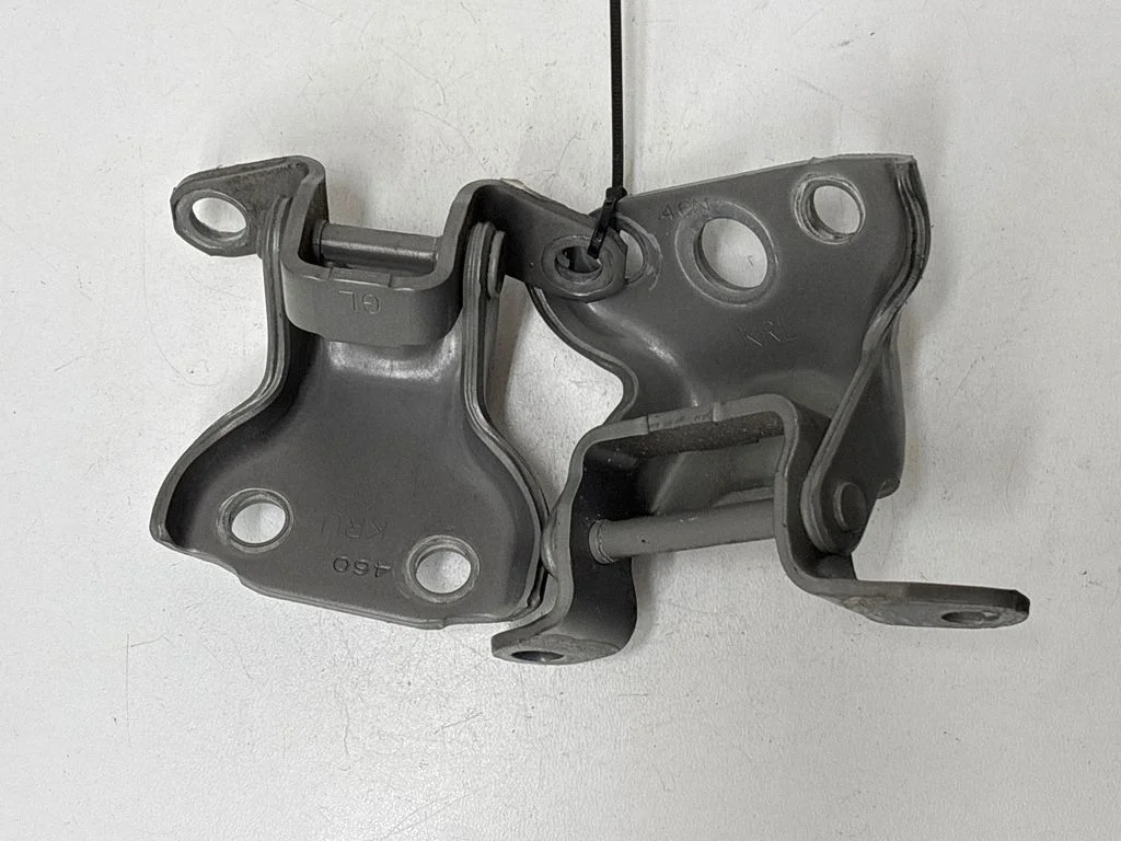 Esiukse hingede komplekt 60079SL000