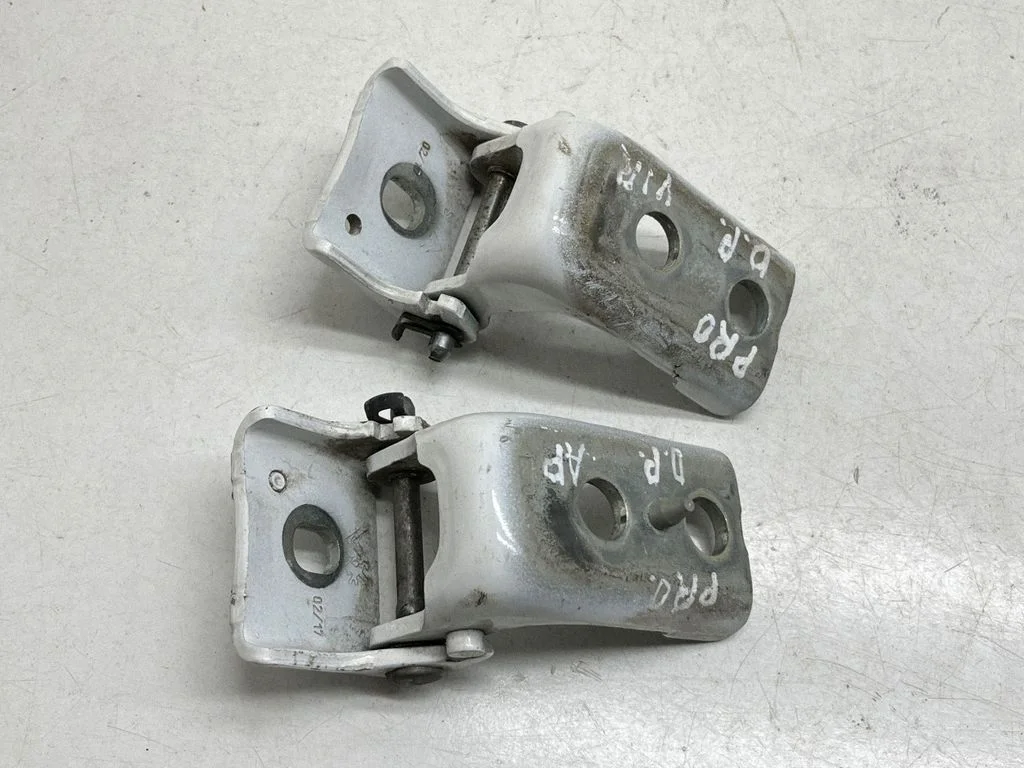 Front door hinges set – front right