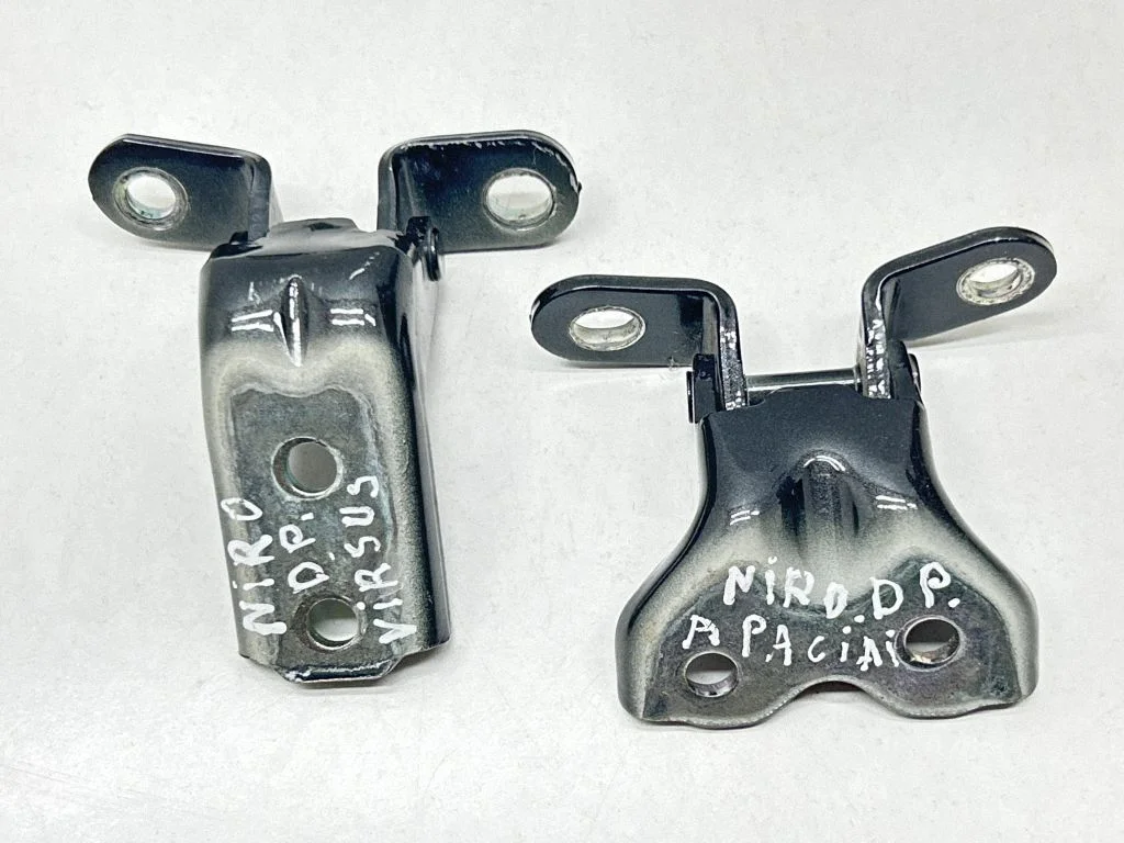 Front door hinges set – front right