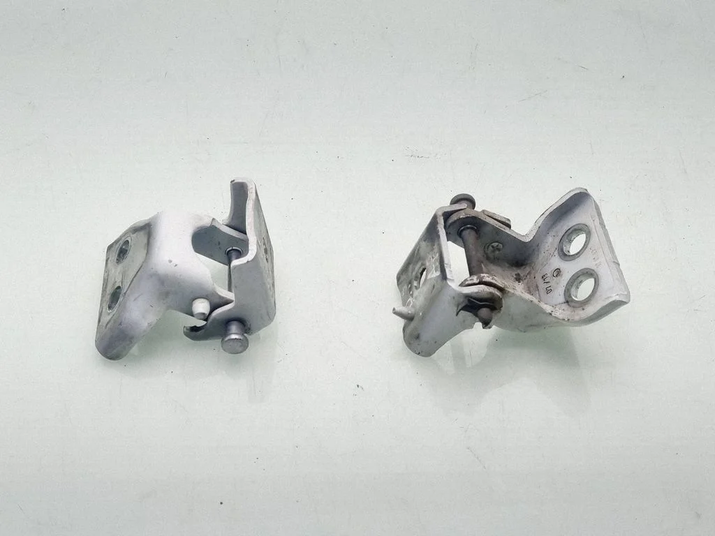 Front door hinges set – front right