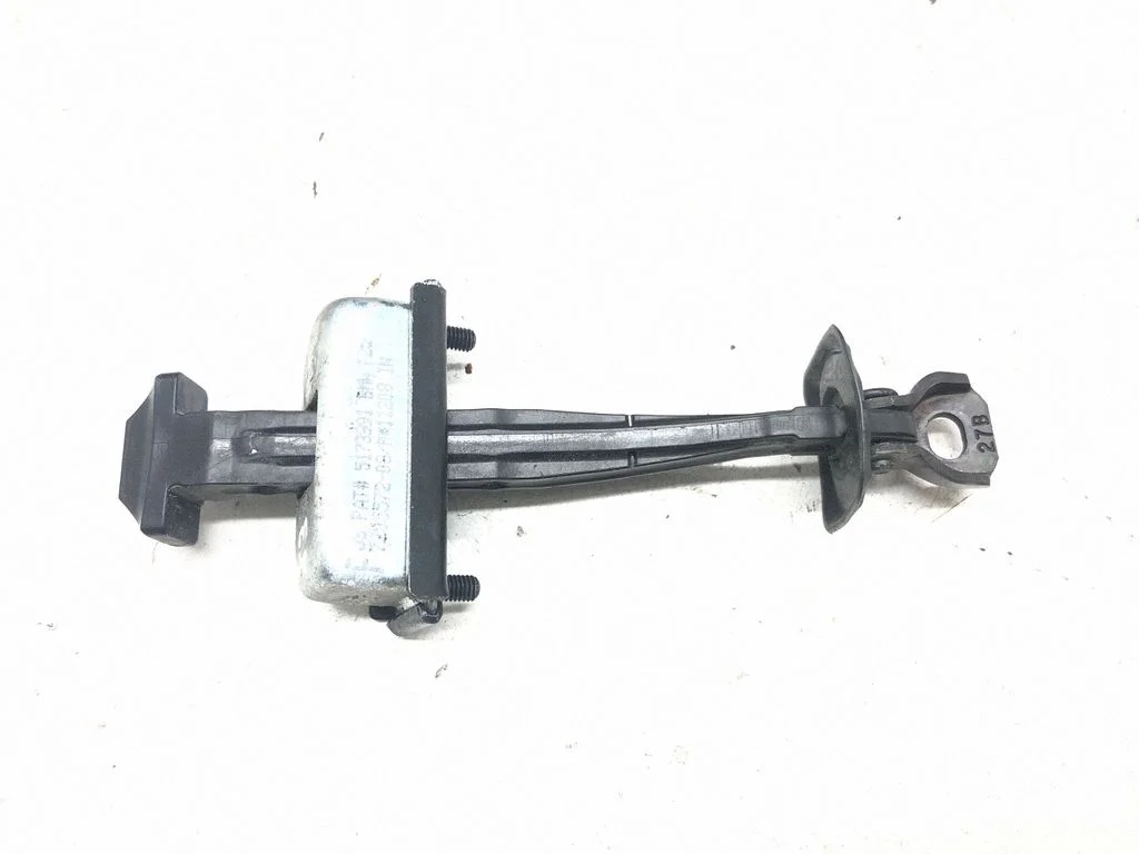 Esiukse avamispiiraja 5173991