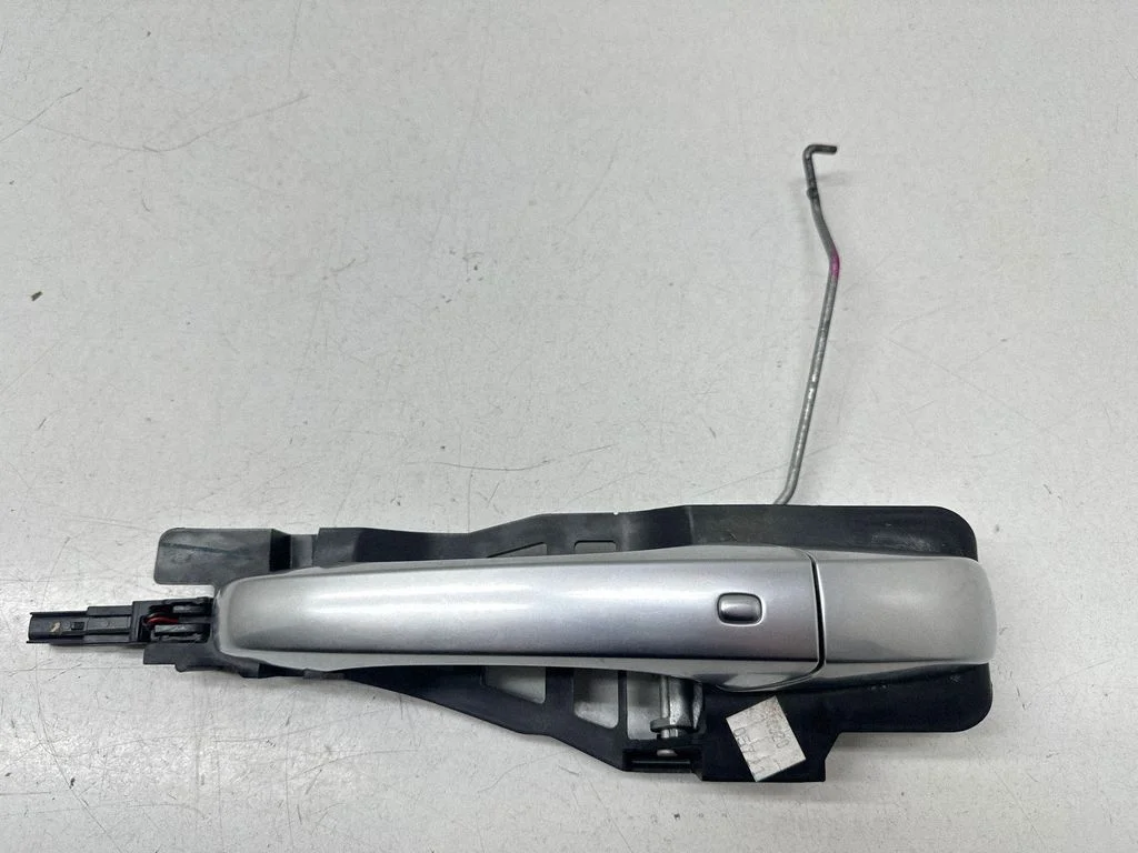 Esiukse välimine käepide 94002586