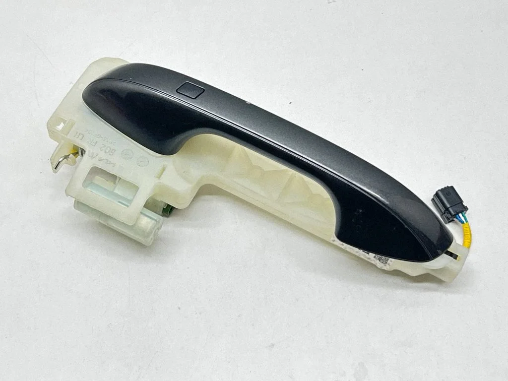 Front door exterior handle 82651AT200