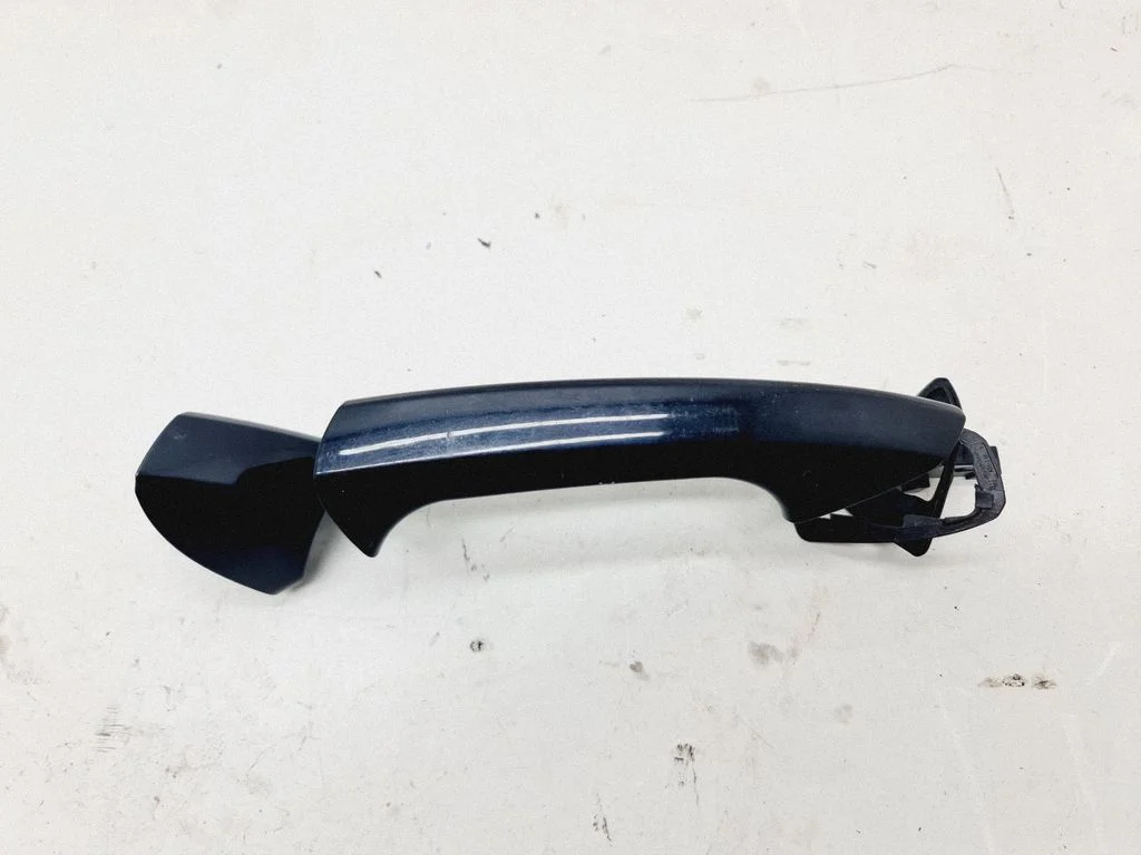 Front door exterior handle – Mercedes-Benz A-Class W176 (2012-2018)